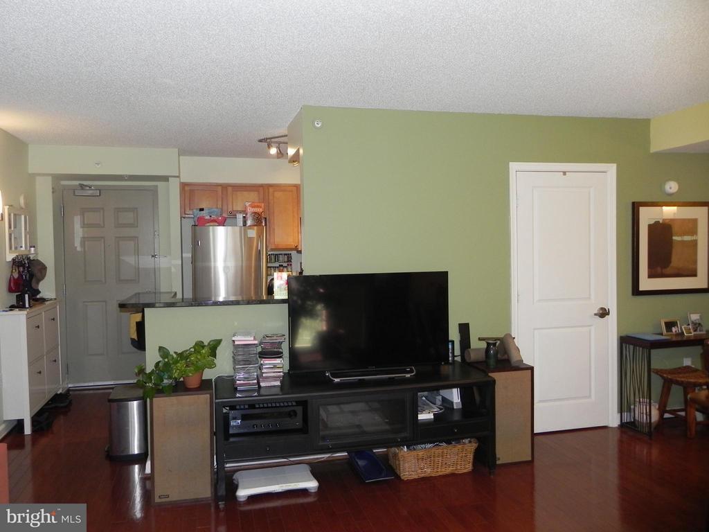880 POLLARD STREET N Unit: 504