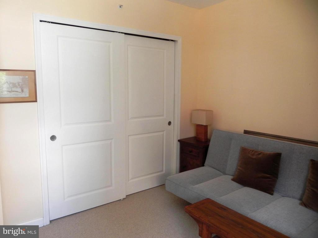 880 POLLARD STREET N Unit: 504