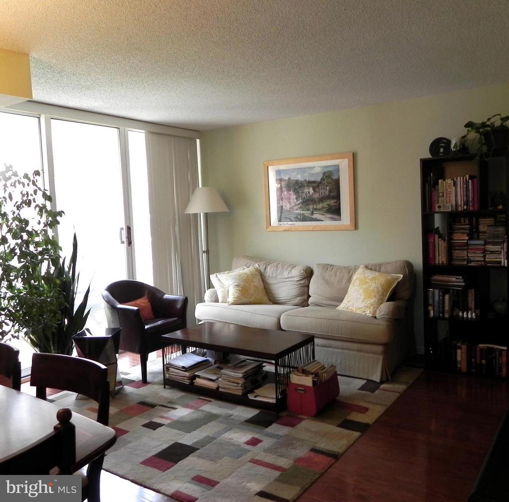 880 POLLARD STREET N Unit: 504