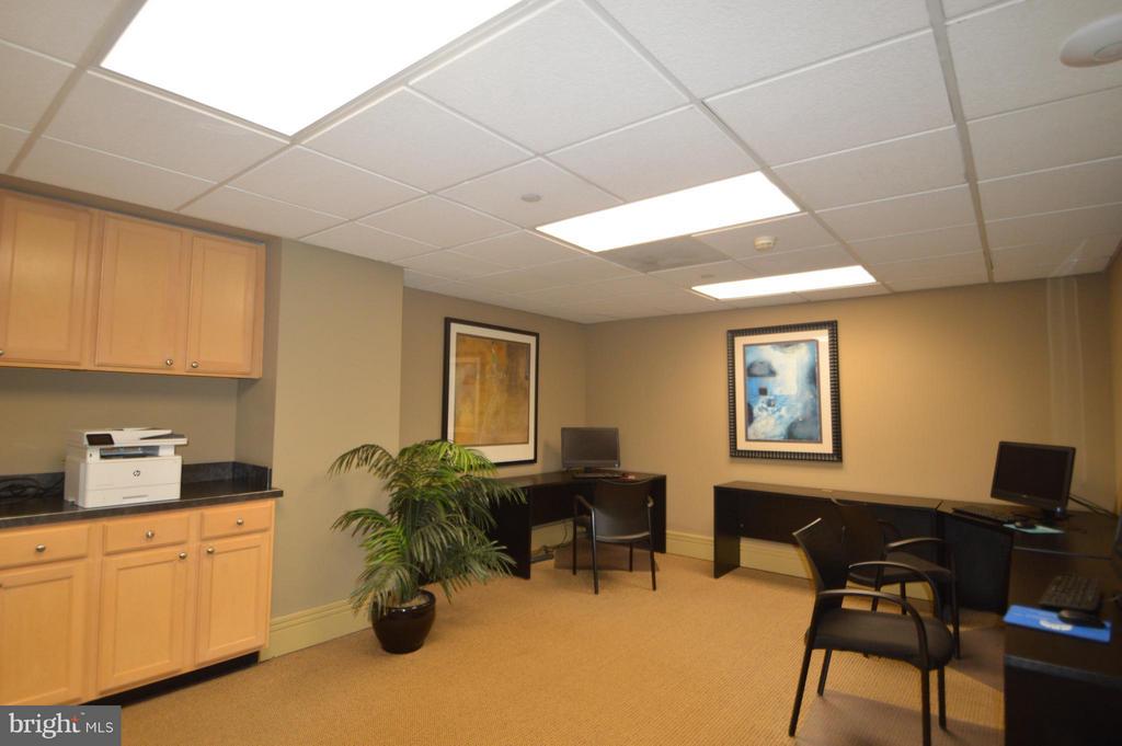 880 POLLARD STREET N Unit: 504
