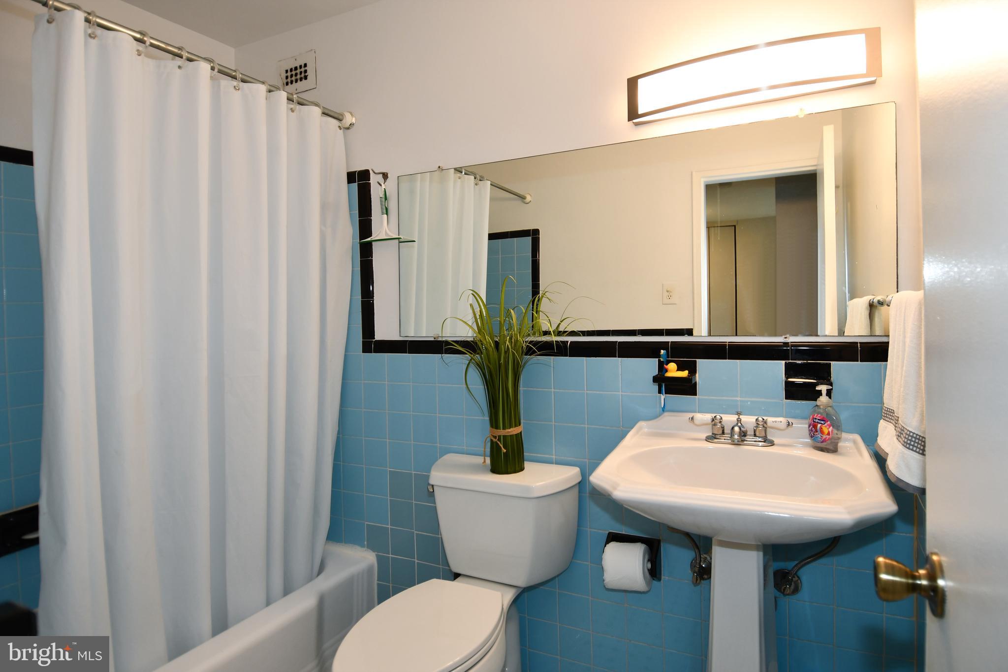 1200 S ARLINGTON RIDGE ROAD 704