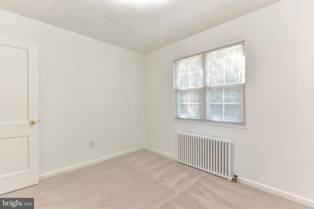 1423 N NASH STREET Unit: N-208