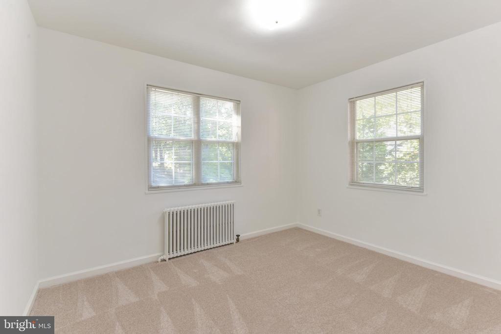 1423 N NASH STREET Unit: N-208