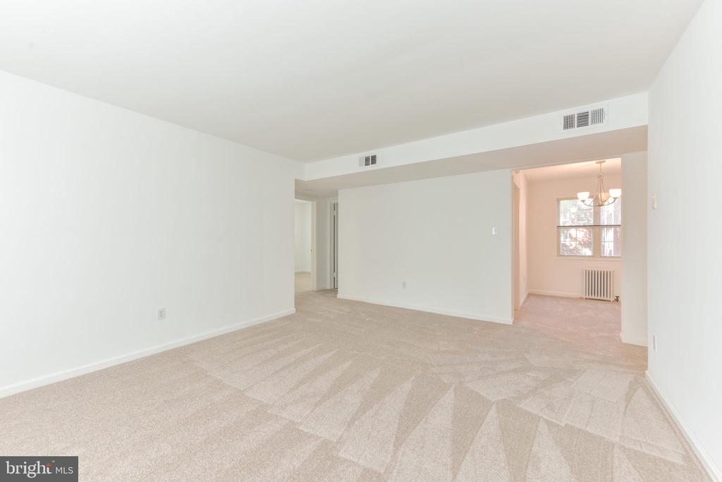 1423 N NASH STREET Unit: N-208