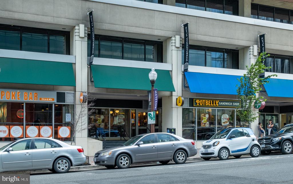 1423 N NASH STREET Unit: N-208