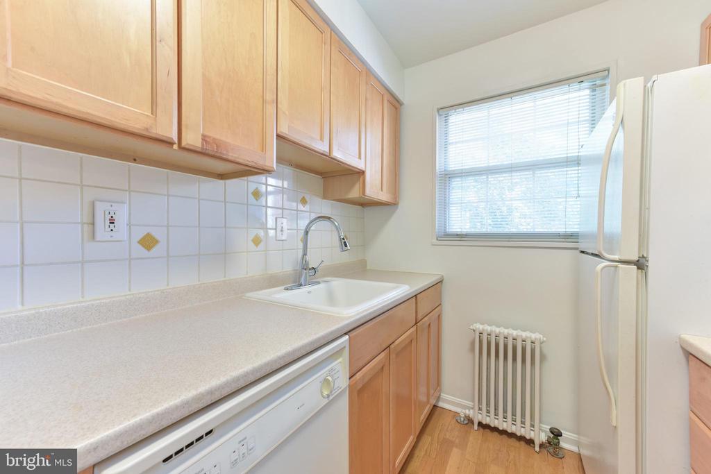 1423 N NASH STREET Unit: N-208