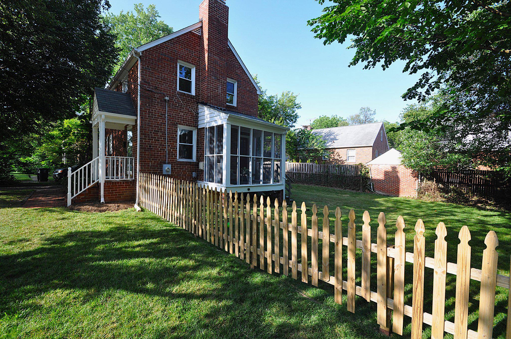 835 N BUCHANAN STREET