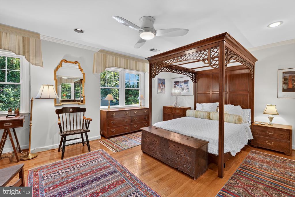 2015 N BRANDYWINE STREET N