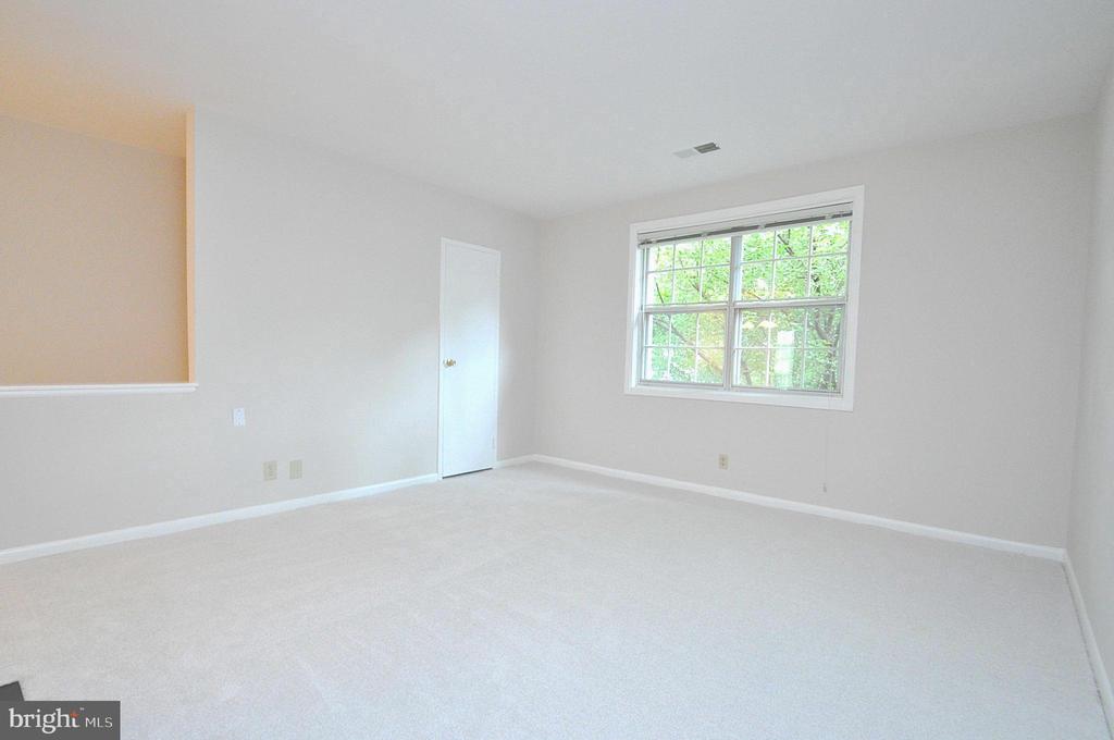 2511 S WALTER REED DRIVE Unit: B