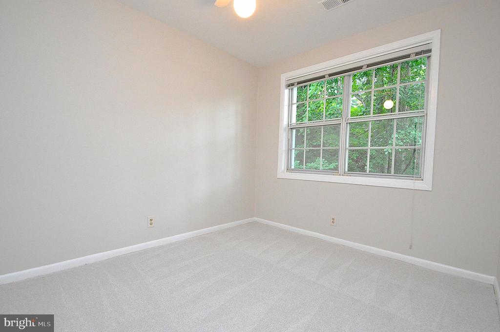 2511 S WALTER REED DRIVE Unit: B