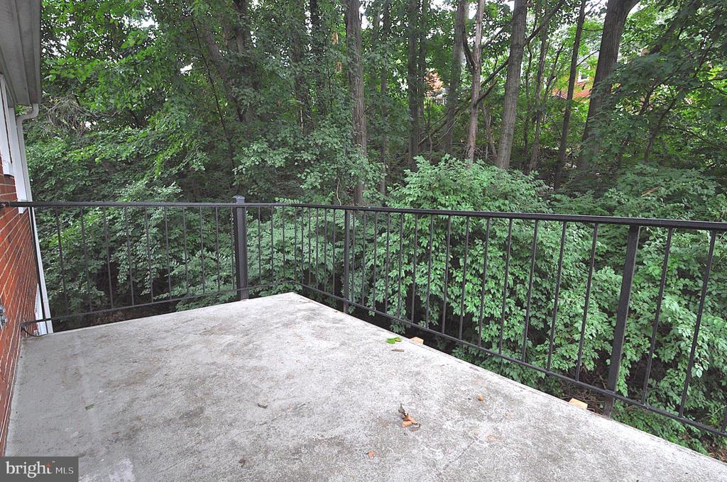 2511 S WALTER REED DRIVE Unit: B