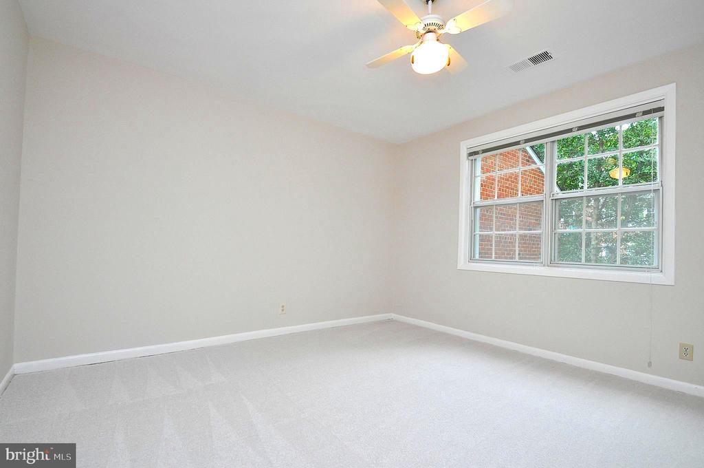 2511 S WALTER REED DRIVE Unit: B