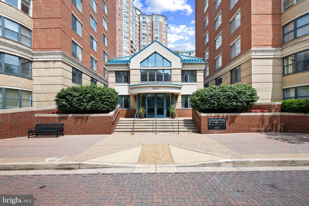 3835 9TH STREET N Unit: 508E