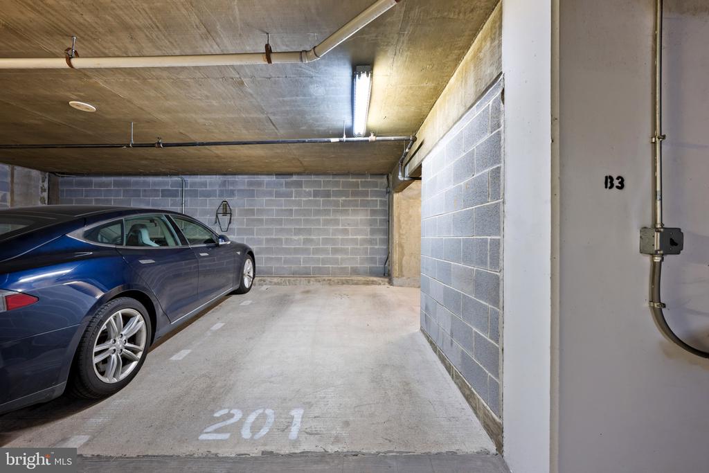 3835 9TH STREET N Unit: 508E