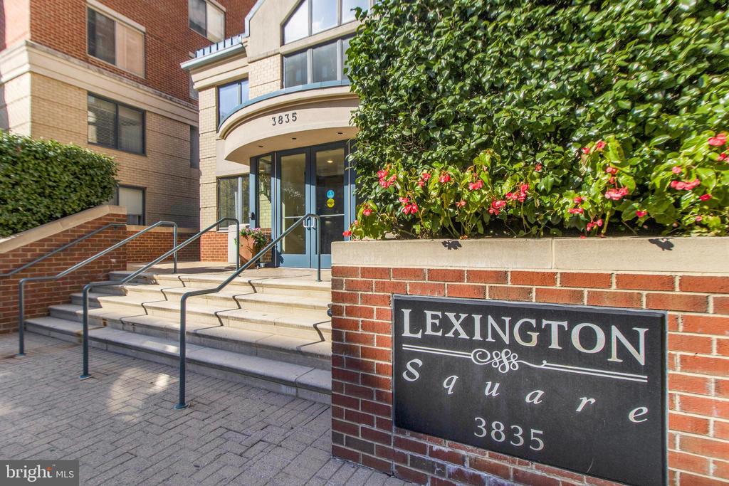 3835 9TH STREET N Unit: 508E