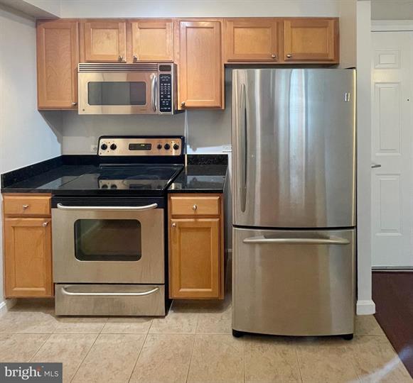 880 N POLLARD STREET Unit: 605