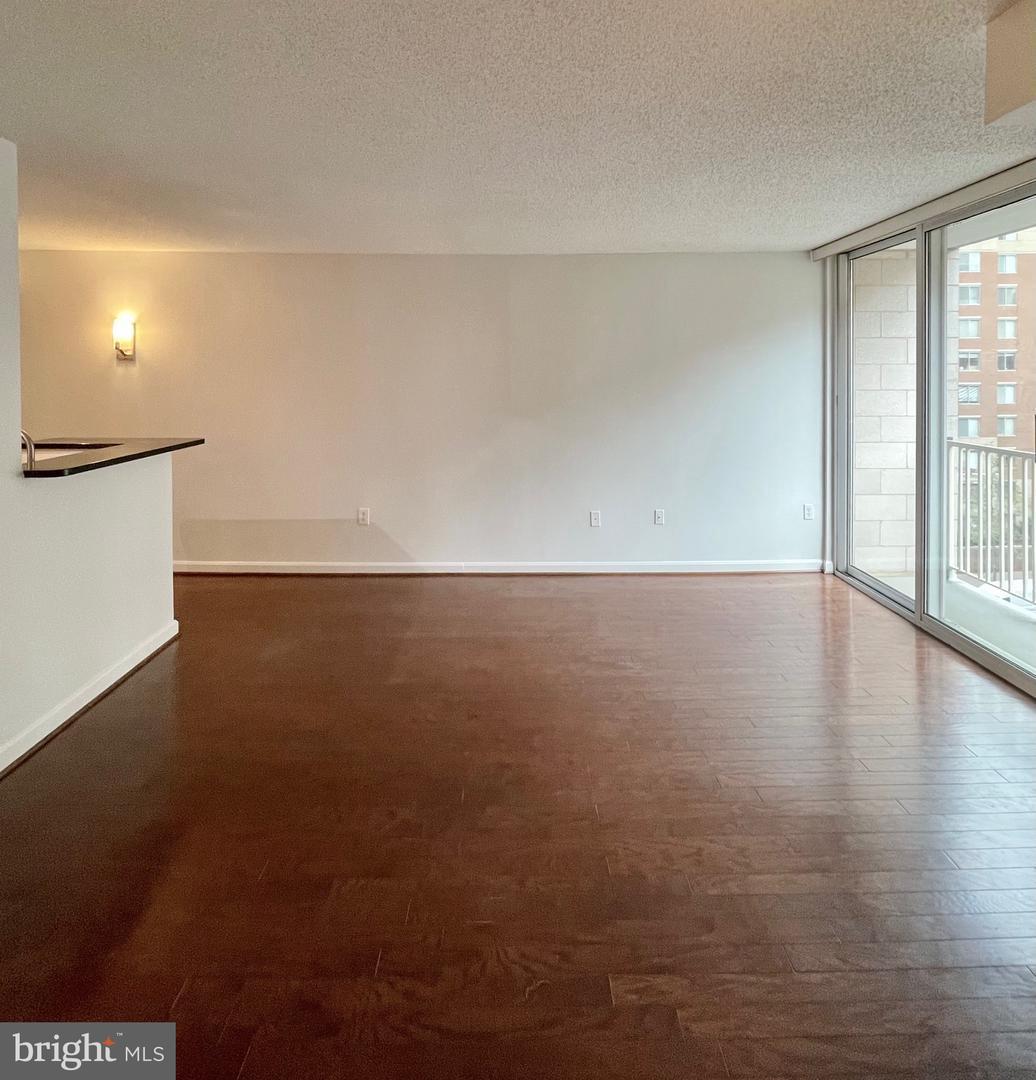 880 N POLLARD STREET Unit: 605