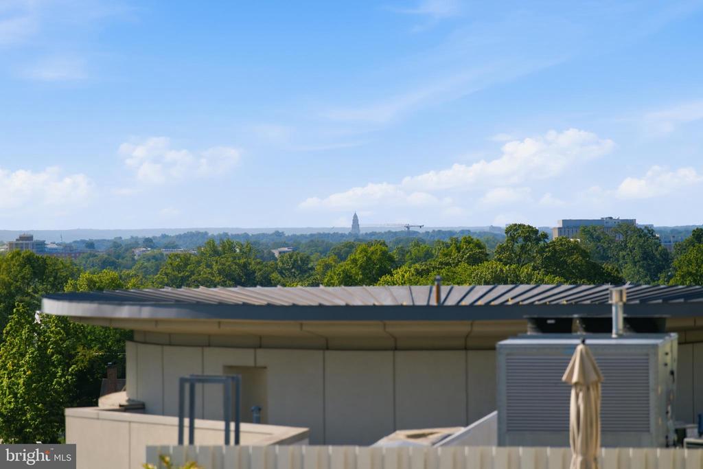 1021 N GARFIELD STREET Unit: 929