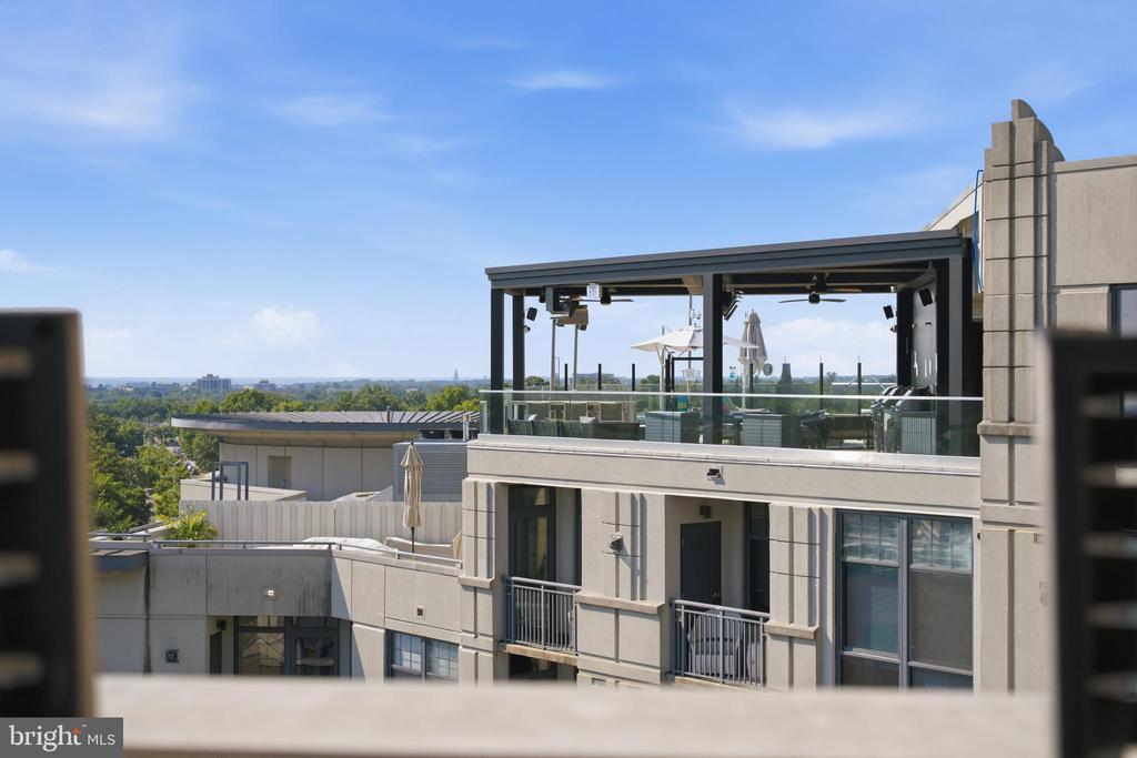 1021 N GARFIELD STREET Unit: 929