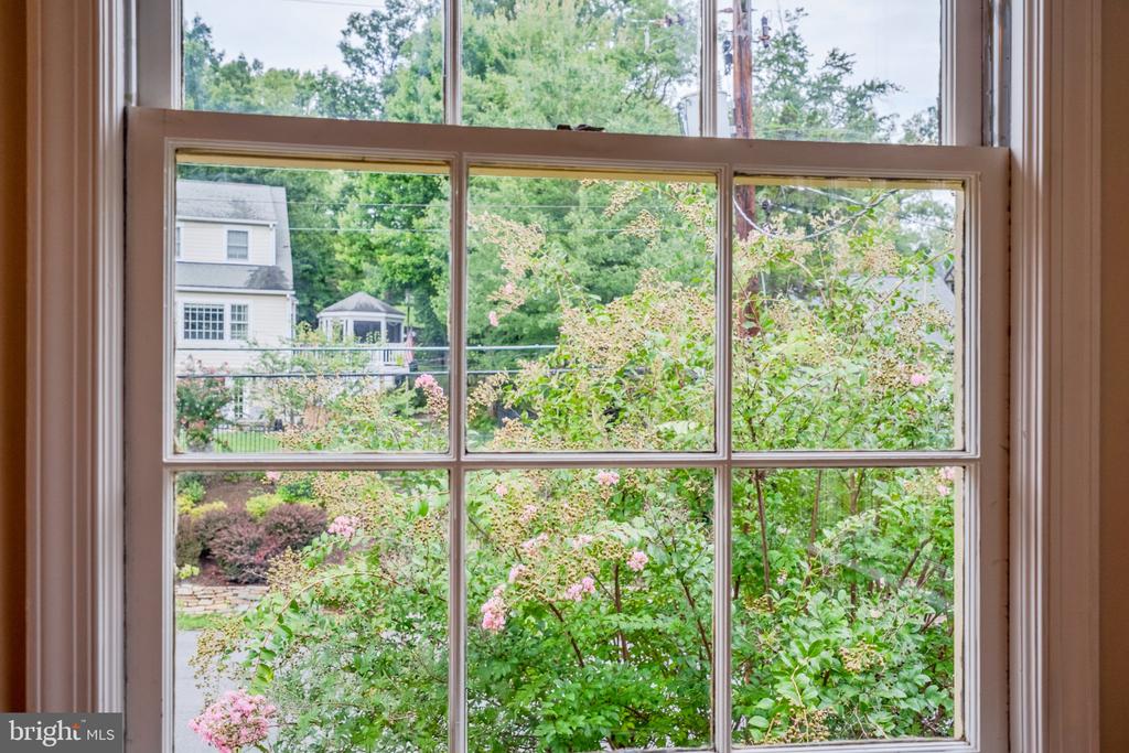 4456 38TH STREET N