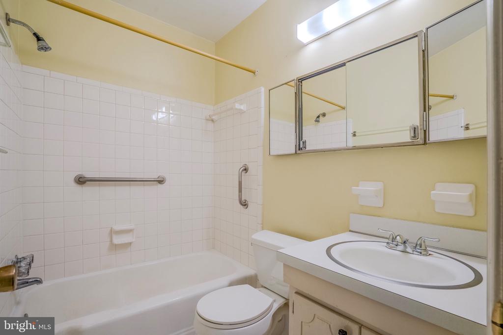 4456 38TH STREET N