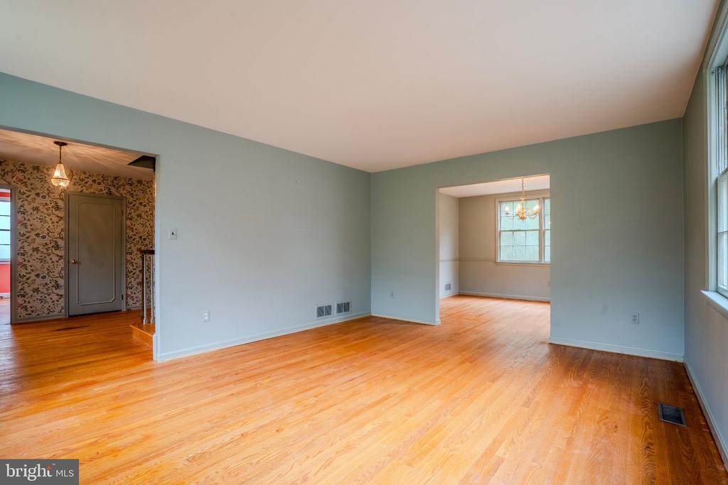 4456 38TH STREET N