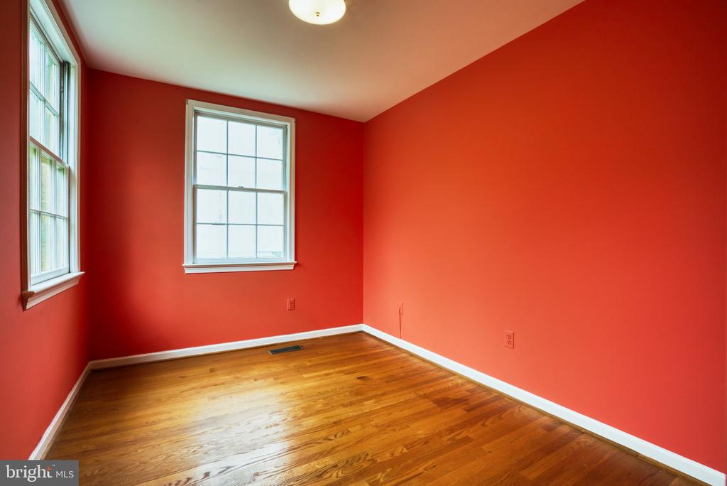 4456 38TH STREET N