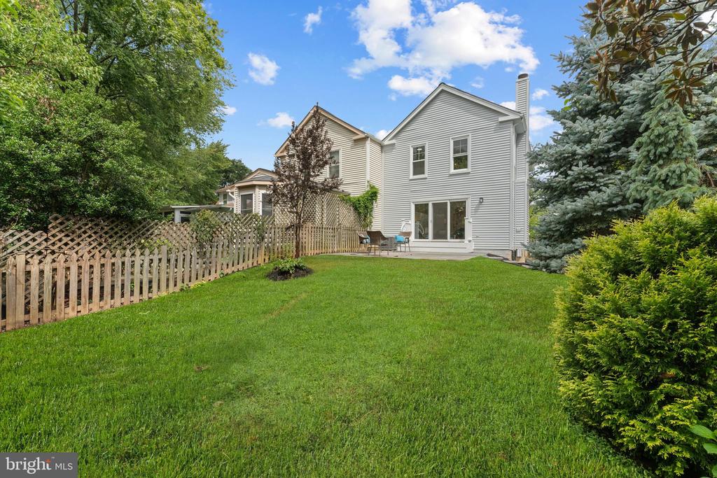 3906 14TH STREET N