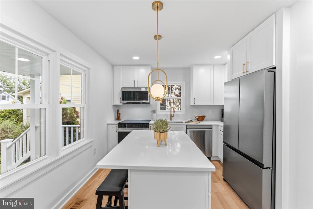 3906 14TH STREET N