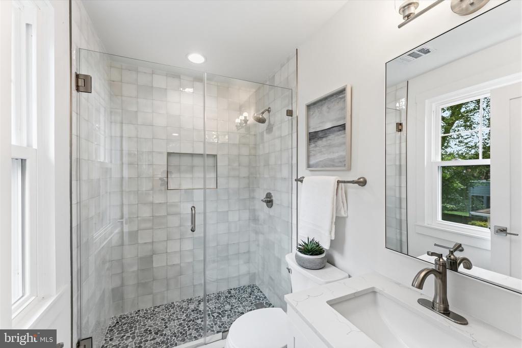 3906 14TH STREET N