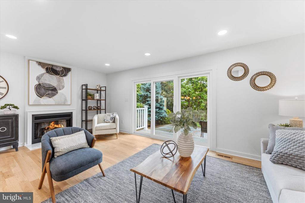 3906 14TH STREET N