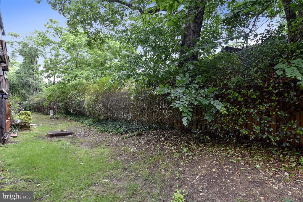 2107 N ROLFE STREET Unit: D