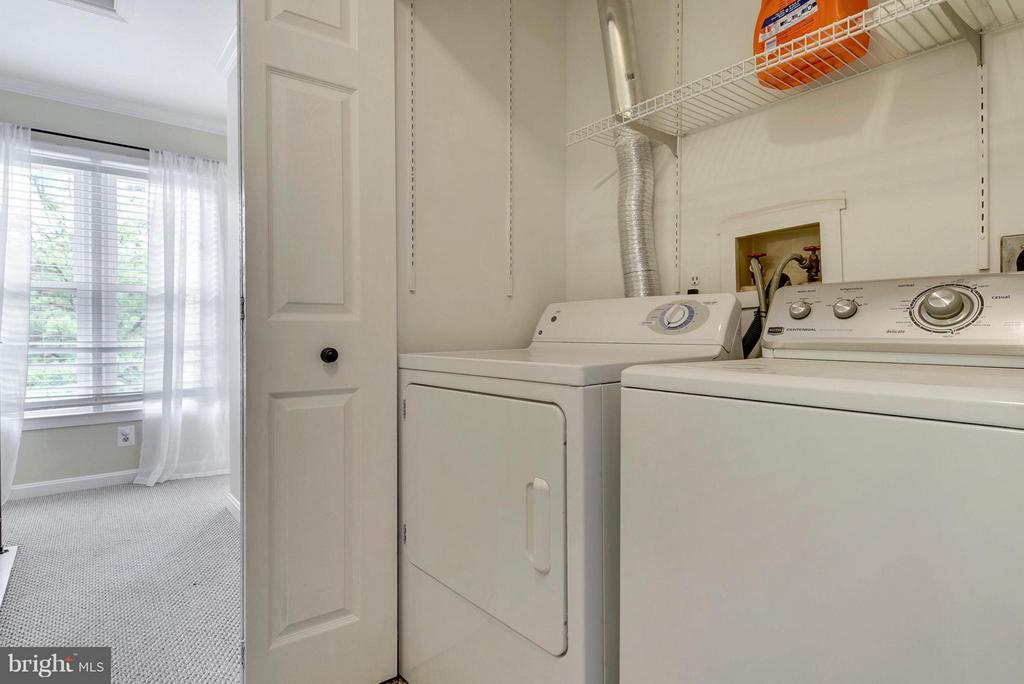 2107 N ROLFE STREET Unit: D