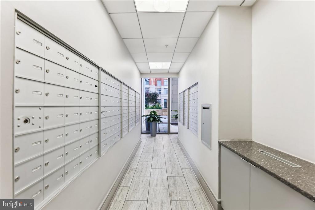 3650 S GLEBE ROAD Unit: 157