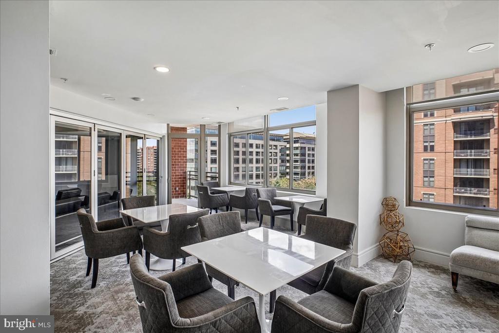 3650 S GLEBE ROAD Unit: 157
