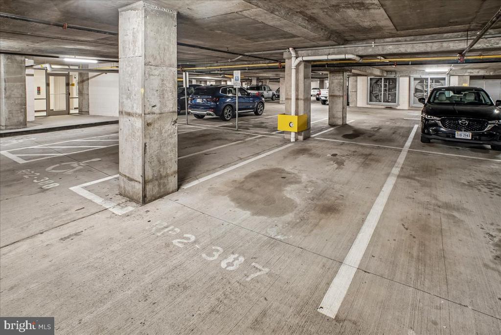 3650 S GLEBE ROAD Unit: 157