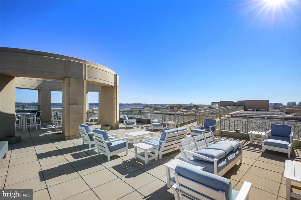 3650 S GLEBE ROAD Unit: 157