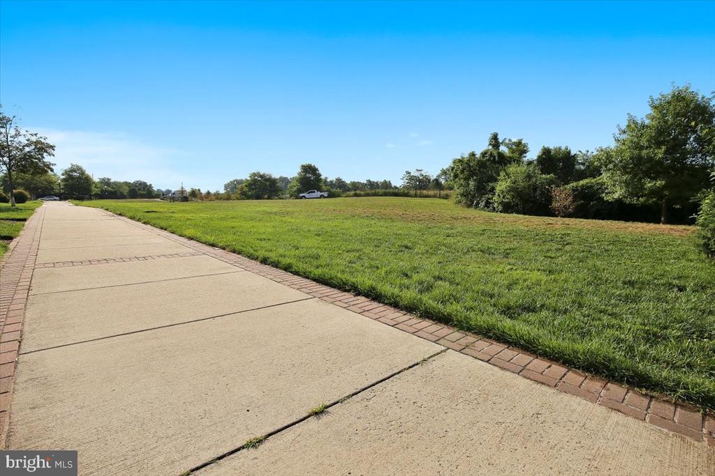 3650 S GLEBE ROAD Unit: 157
