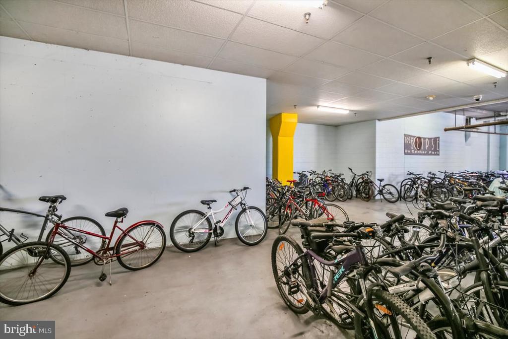 3650 S GLEBE ROAD Unit: 157