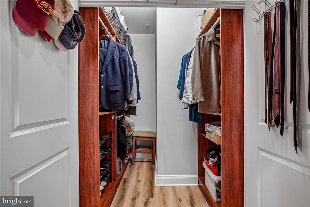 3650 S GLEBE ROAD Unit: 157