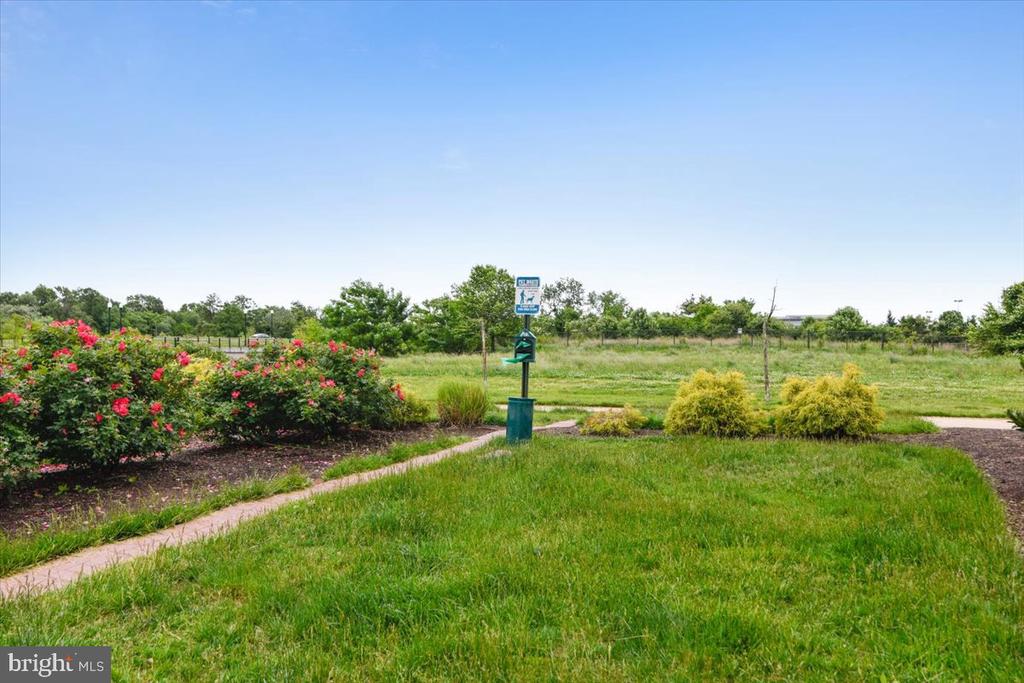 3650 S GLEBE ROAD Unit: 157