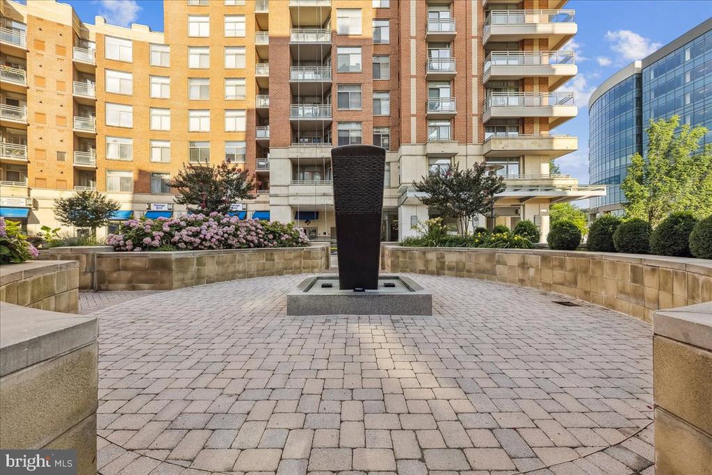 3650 S GLEBE ROAD Unit: 157