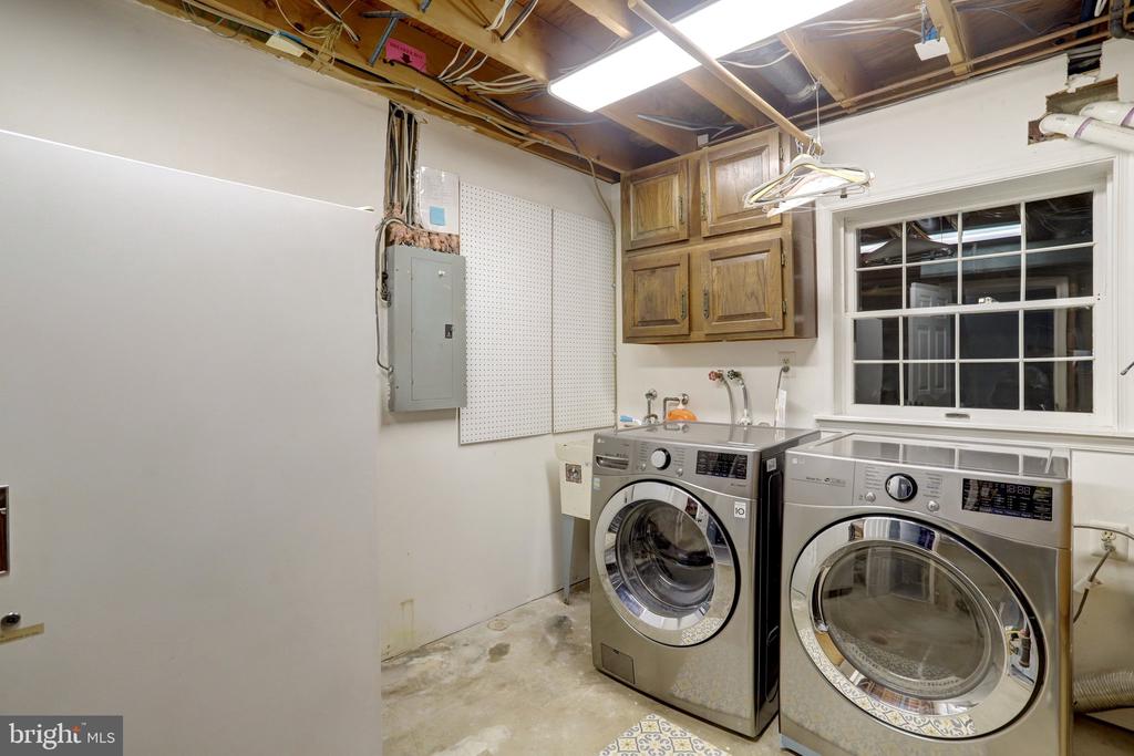5854 26TH STREET N