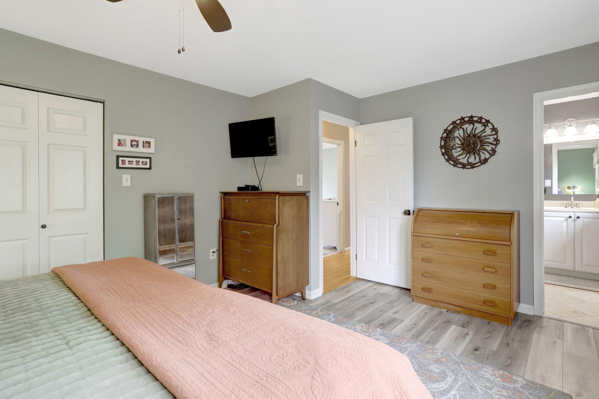 5854 26TH STREET N