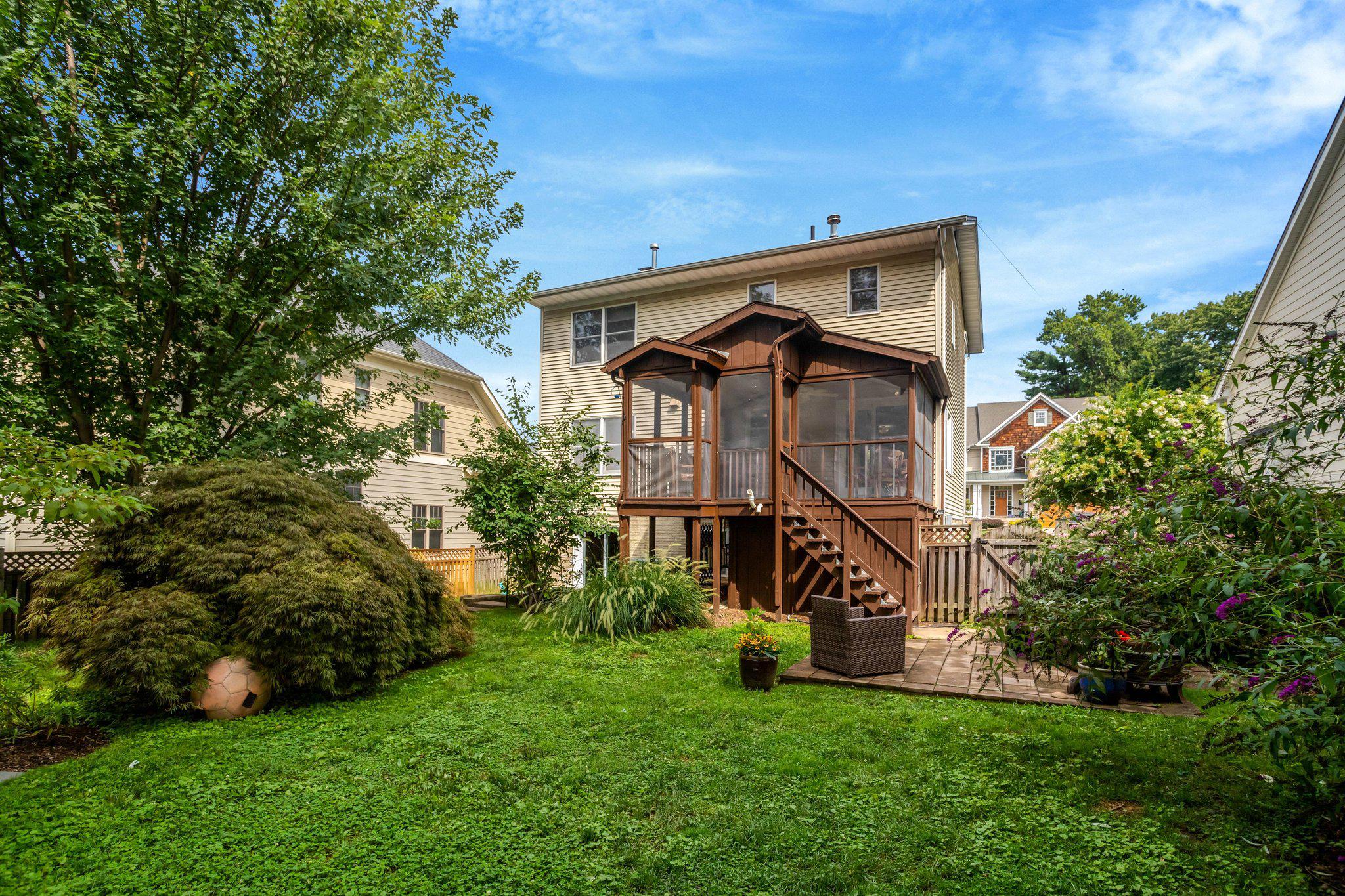5854 26TH STREET N