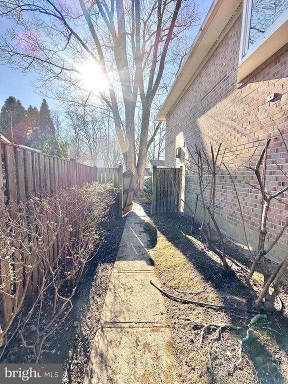 4567 25TH ROAD N