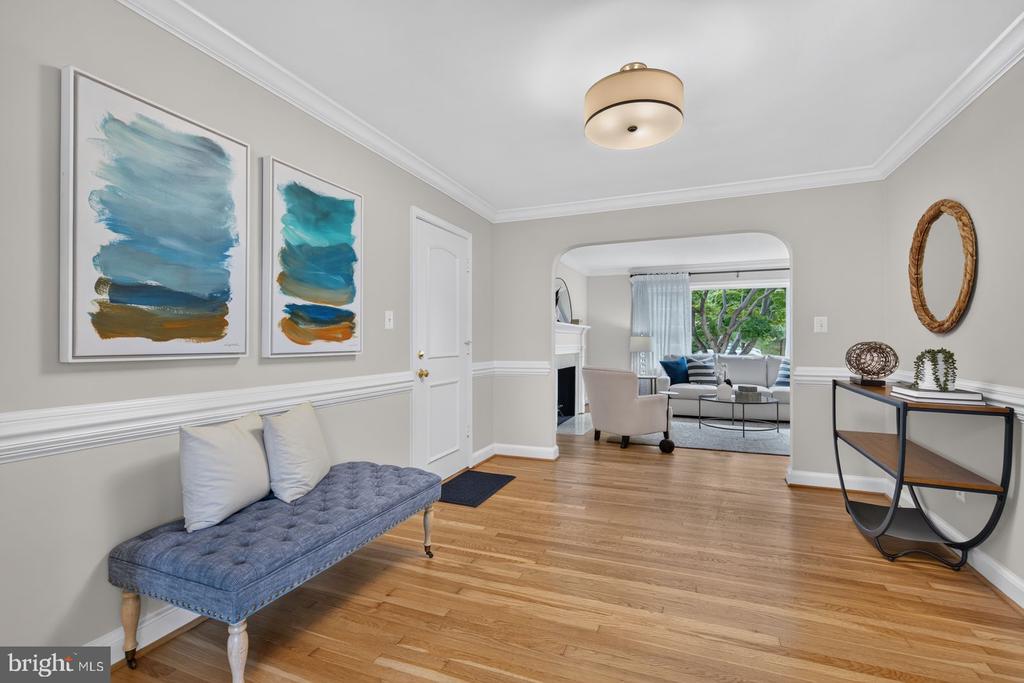 5117 WILLIAMSBURG BOULEVARD