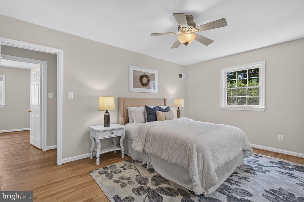 5117 WILLIAMSBURG BOULEVARD