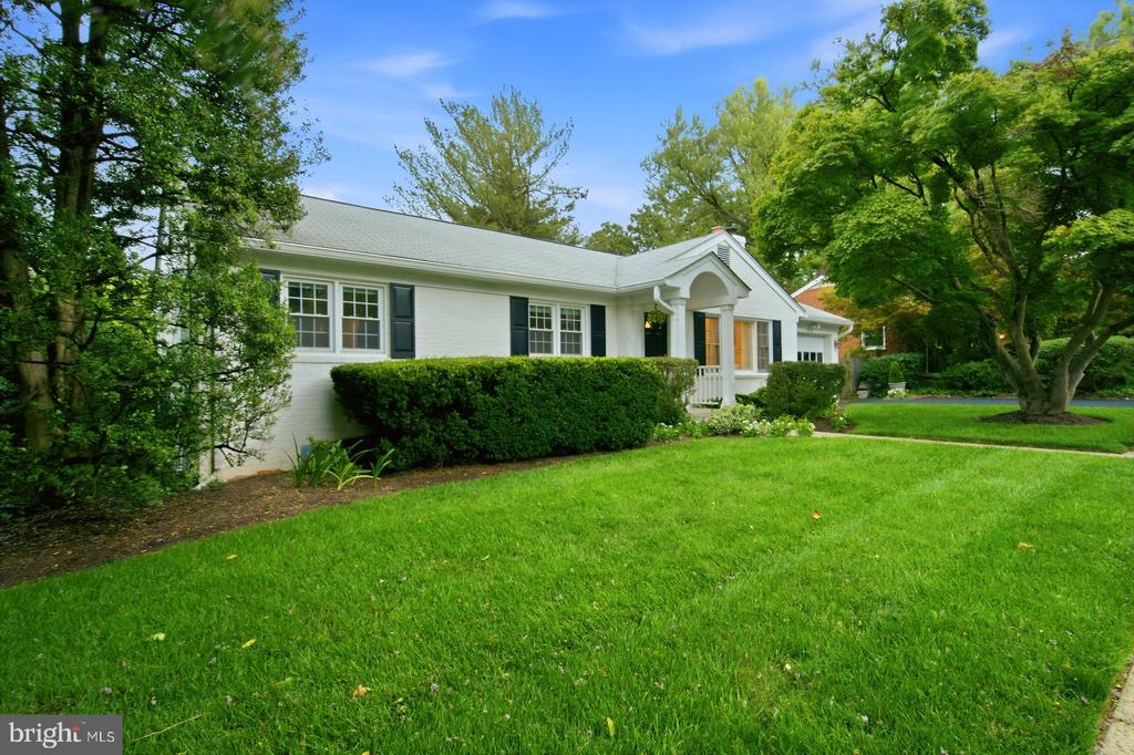 5117 WILLIAMSBURG BOULEVARD