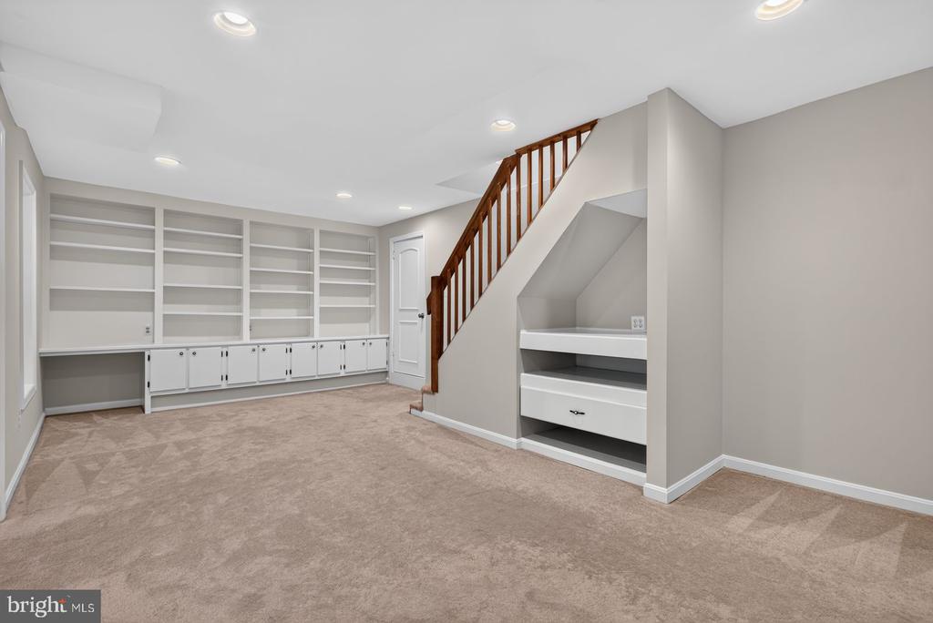 5117 WILLIAMSBURG BOULEVARD